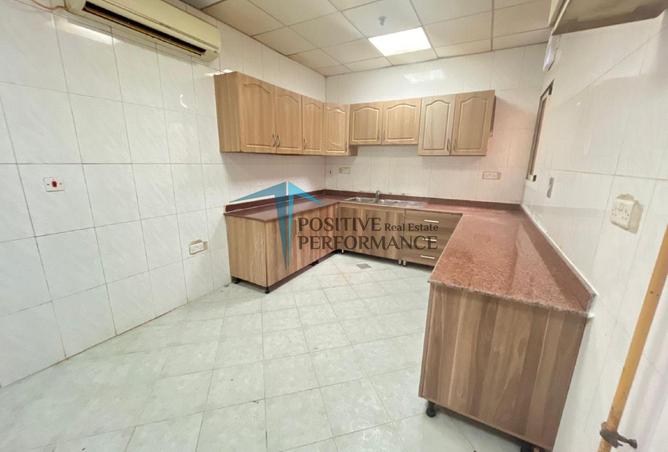 909686 - Property Image 2