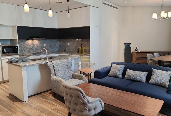 983115 - Property Image 2