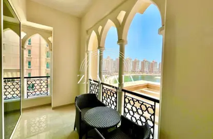 شقة - 2 غرف نوم - 3 حمامات للايجار في فيفا غرب - فيفا بحرية - جزيرة اللؤلؤة - الدوحة