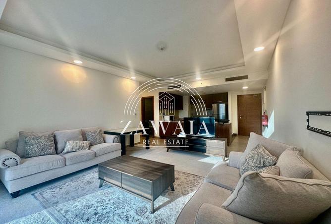 910742 - Property Image 2