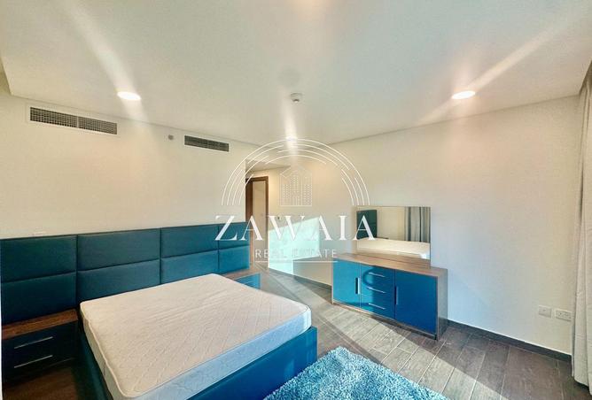 910742 - Property Image 3