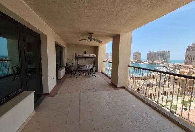 911045 - Property Image 2