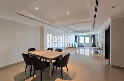 Apartment - 1 Bedroom - 2 Bathrooms for sale in West Porto Drive - Porto Arabia - The Pearl Island - Doha