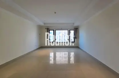 Apartment - 1 Bedroom - 2 Bathrooms for rent in East Porto Drive - Porto Arabia - The Pearl Island - Doha