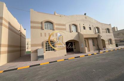 Villa - 5 Bedrooms - 4 Bathrooms for rent in Wadi Al Shaheeniya Street - Ain Khaled - Doha Villa - 5 Bedrooms - 4 Bathrooms for rent in Wadi Al Shaheeniya Street - Ain Khaled - Doha