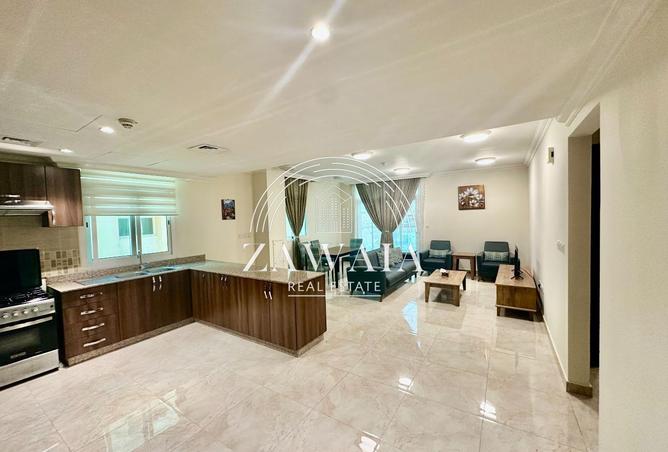 912382 - Property Image 2