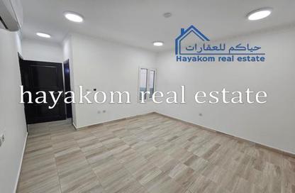 Villa - 5 Bedrooms - 5 Bathrooms for rent in Al Kheesa - Al Kheesa - Umm Salal Mohammed