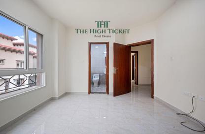 Villa - 5 Bedrooms - 6 Bathrooms for rent in Bu Hamour Street - Abu Hamour - Doha