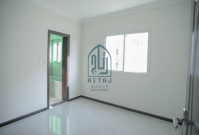 913848 - Property Image 3