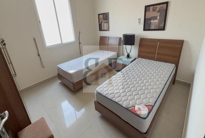 914552 - Property Image 3