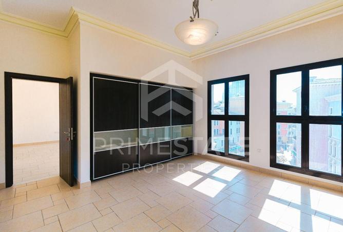 914825 - Property Main Image