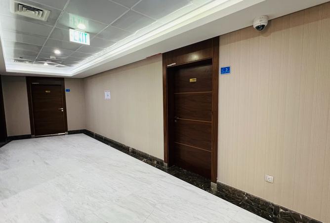 915263 - Property Image 2