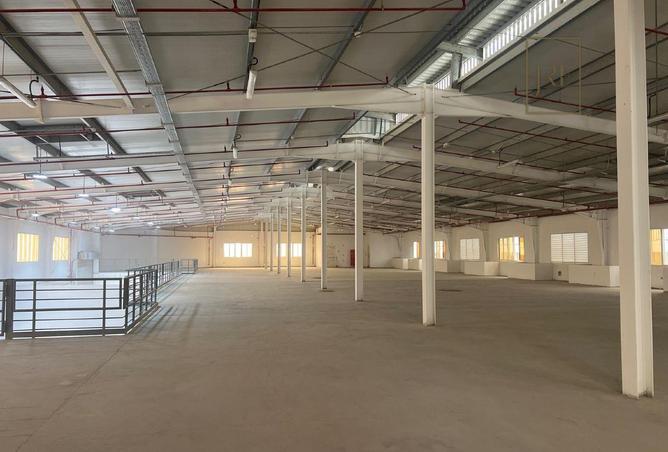 925430 - Property Image 2