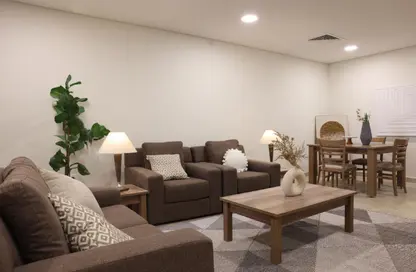 شقة - 2 غرف نوم - 3 حمامات للايجار في شارع الوعب - الوعب - الدوحة