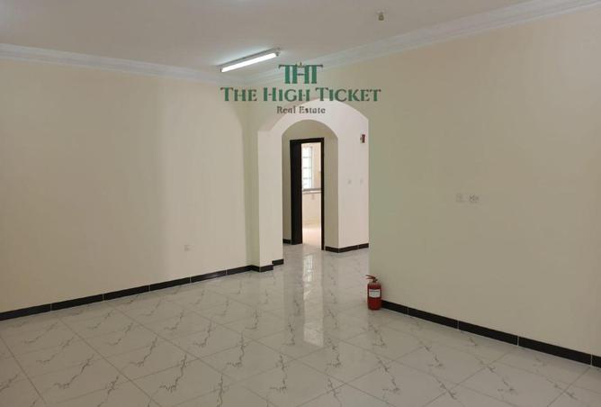 918698 - Property Image 2