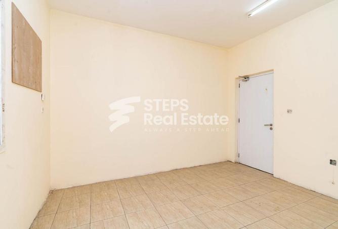 953714 - Property Main Image