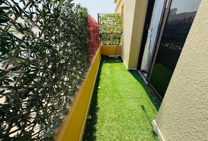 920353 - Property Image 2