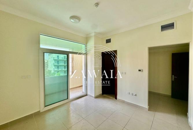 920229 - Property Image 3