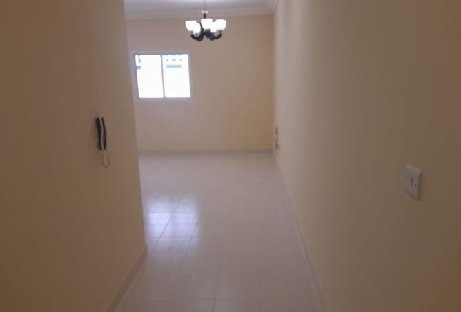 920442 - Property Image 3