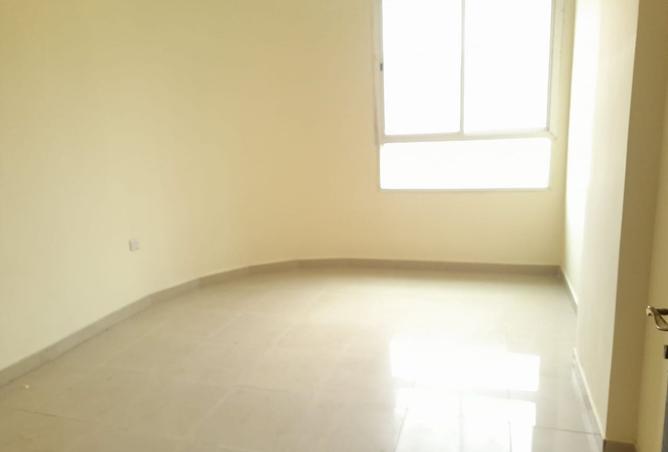 821484 - Property Image 3