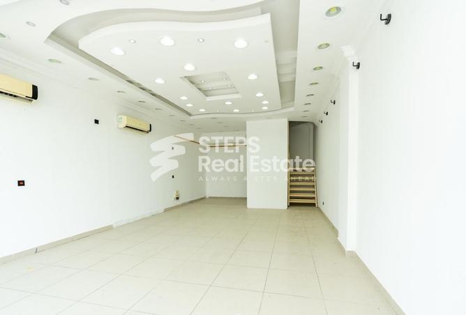 921794 - Property Image 2