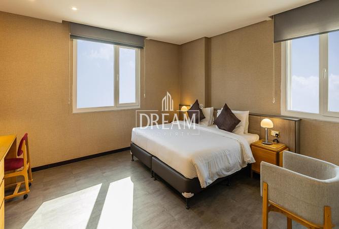 981730 - Property Image 3