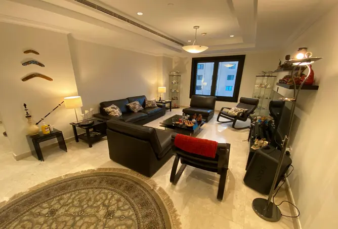 842404 - Property Image 2
