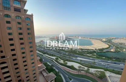 شقة - 2 غرف نوم - 3 حمامات للبيع في بورتو أرابيا - جزيرة اللؤلؤة - الدوحة