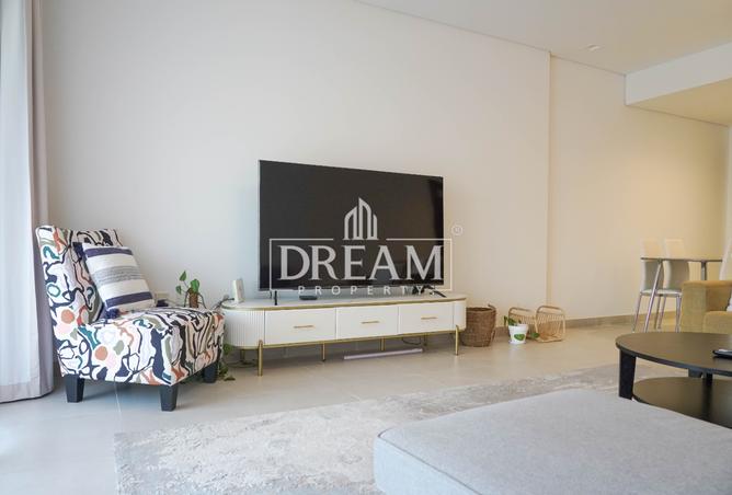 856393 - Property Image 3