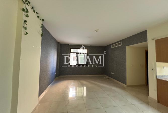 859573 - Property Main Image