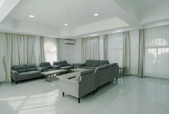 872548 - Property Image 3