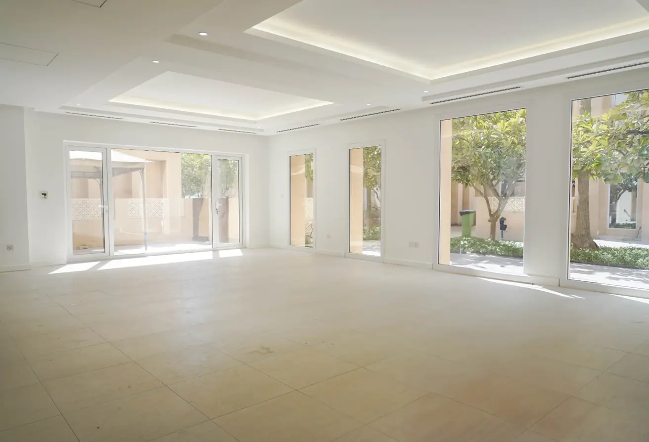 875574 - Property Main Image