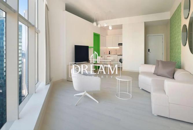 880282 - Property Image 2