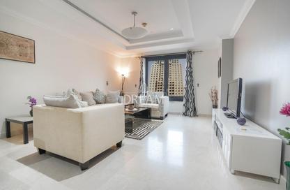 Apartment - 2 Bedrooms - 3 Bathrooms for rent in Porto Arabia - The Pearl Island - Doha