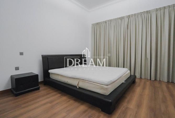 891462 - Property Image 3