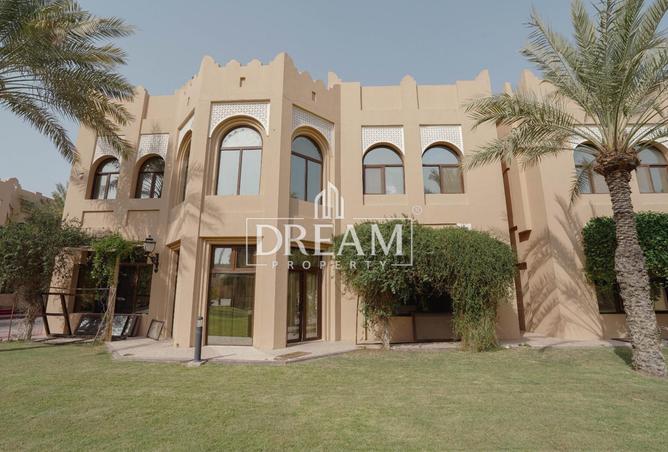 891462 - Property Image 2