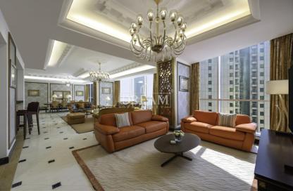 Penthouse - 3 Bedrooms - 4 Bathrooms for rent in West Bay Tower - West Bay - West Bay - Doha