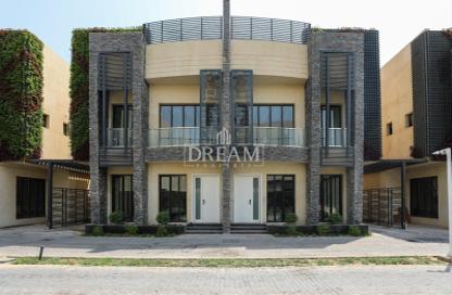 Villa - 4 Bedrooms - 6 Bathrooms for rent in Umm Al Amad - Umm Al Amad - Al Shamal