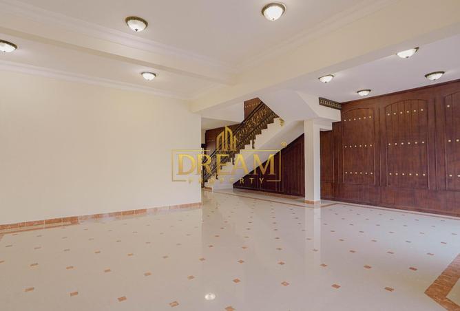 983856 - Property Image 3