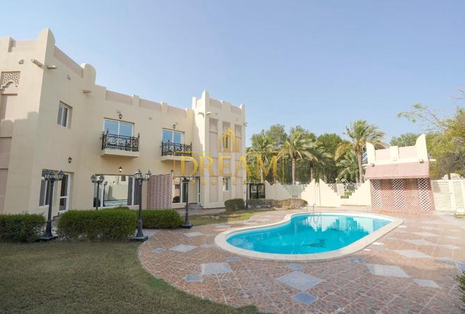 983856 - Property Main Image