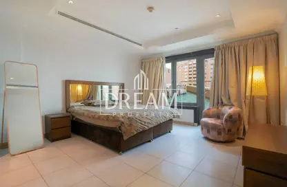 Apartment - 1 Bedroom - 2 Bathrooms for rent in Porto Arabia - The Pearl Island - Doha