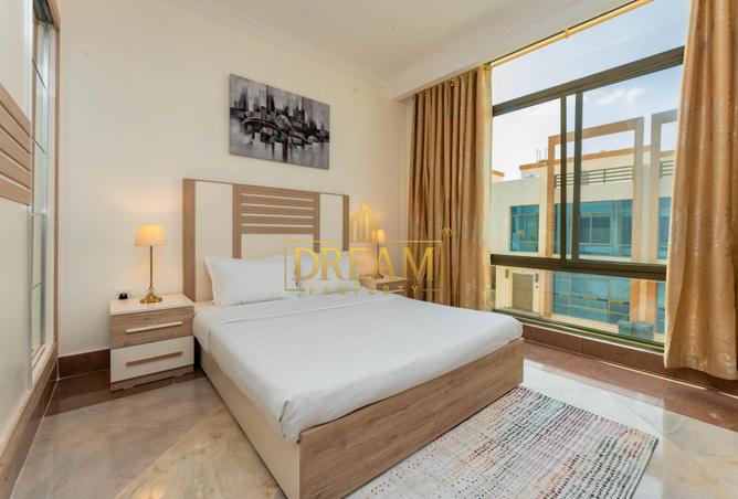 906985 - Property Main Image