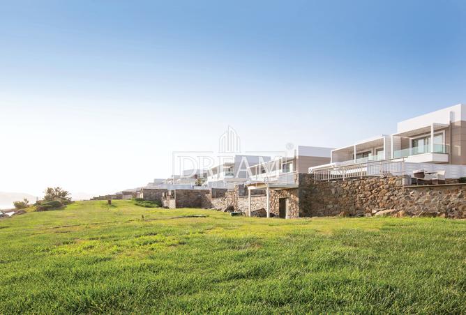 912568 - Property Image 2