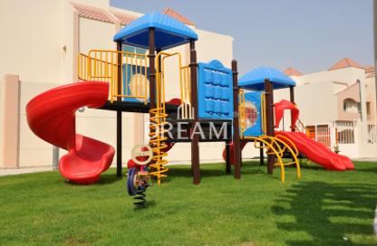 Villa - 4 Bedrooms - 5 Bathrooms for rent in Al Aziziyah - Al Aziziyah - Doha