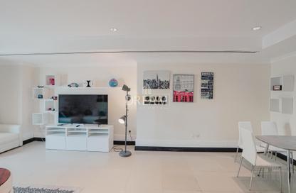 Apartment - 1 Bedroom - 2 Bathrooms for rent in Porto Arabia - The Pearl Island - Doha