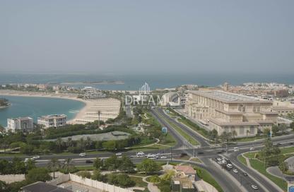 Apartment - 1 Bedroom - 2 Bathrooms for rent in Marina Gate - Porto Arabia - The Pearl Island - Doha
