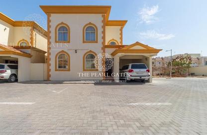 Staff Accommodation - 4 Bedrooms for rent in OqbaBin Nafie Steet - Old Airport Road - Doha