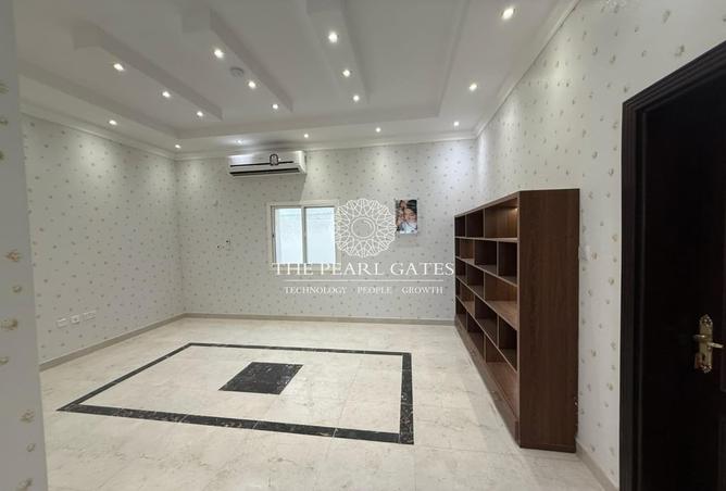 857217 - Property Image 3