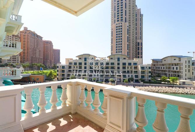 881402 - Property Image 3