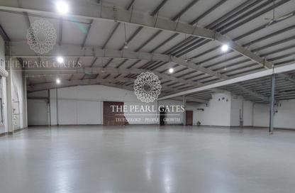 Warehouse - Studio - 2 Bathrooms for sale in Industrial Area 3 - Industrial Area - Industrial Area - Doha